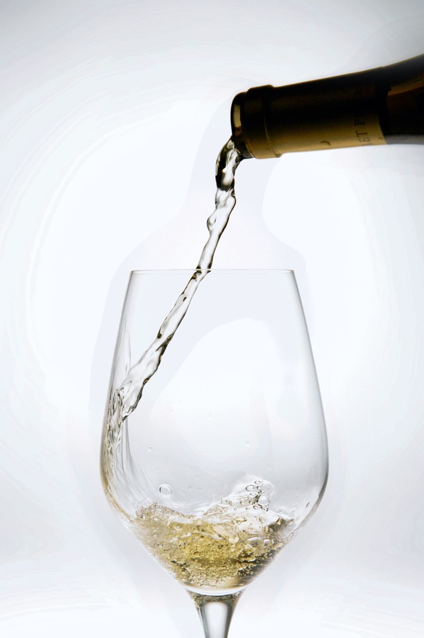 Vins Versement du vin blanc_verse2